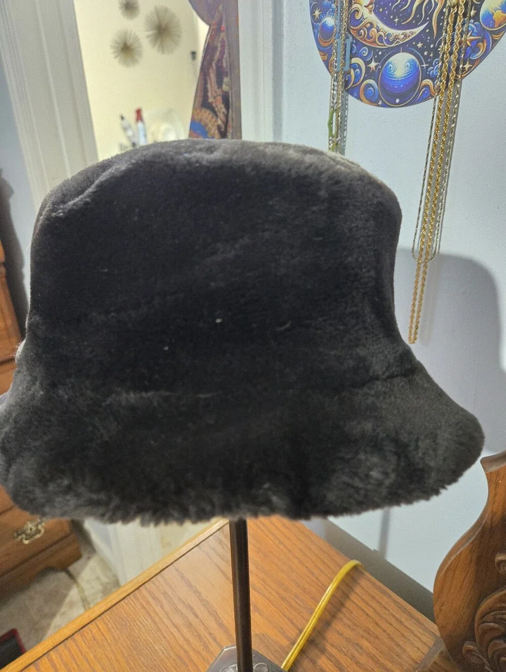 Black Faux Fur Bucket Hat - Brand Unbranded